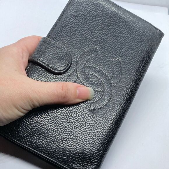 Authentic Chanel Vintage Black Caviar Pebbled Leather Long Wallet - Picture 12 of 12